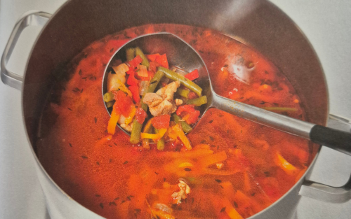 Goedgevulde kippensoep